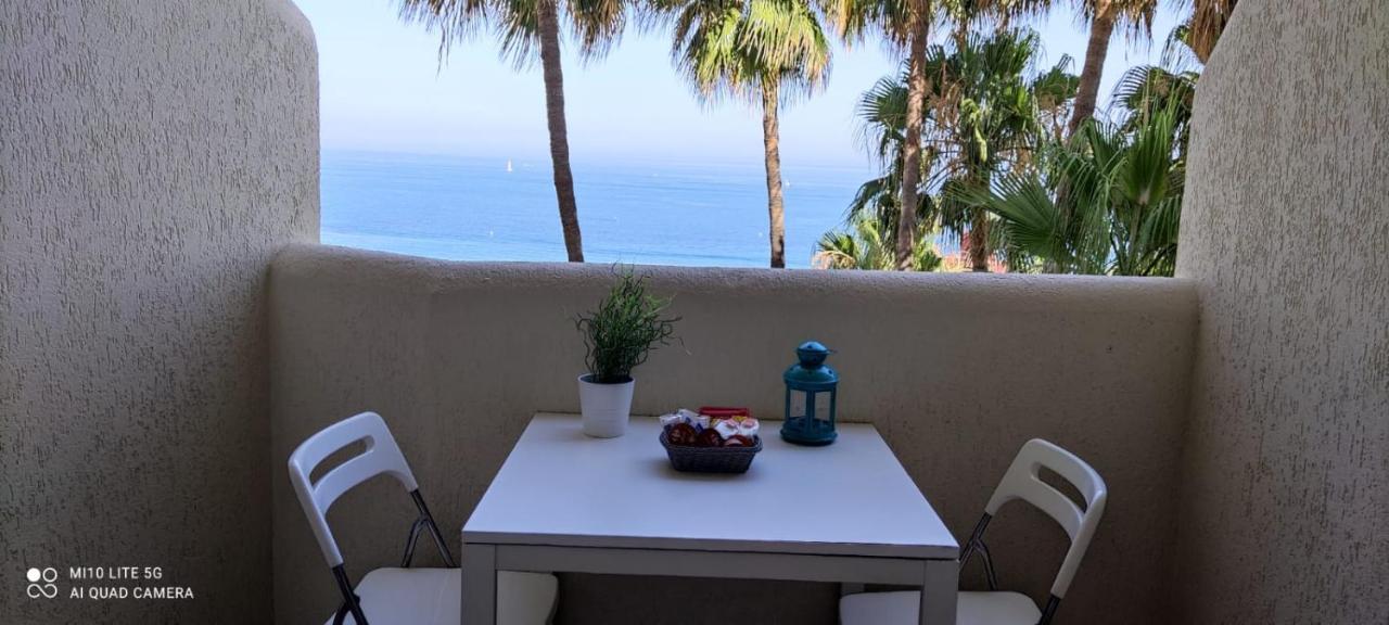 Estudio En Benalbeach, Vistas Mar, Primera Linea Playa Benalmádena Exterior foto